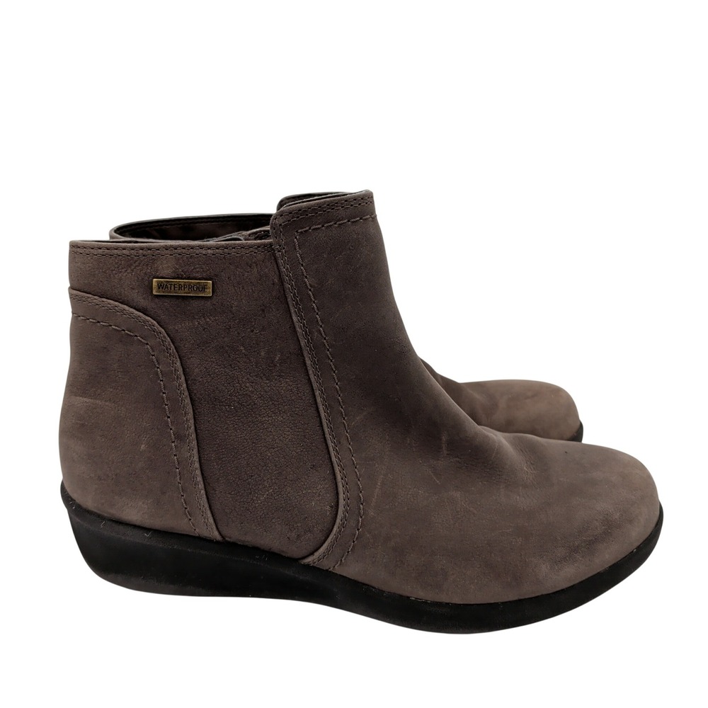 Aravon Womens Waterproof Leather Ankle Boots Brown Insulated Side Zip Size 7‎ B